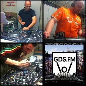 Live Show, Radio Lora
