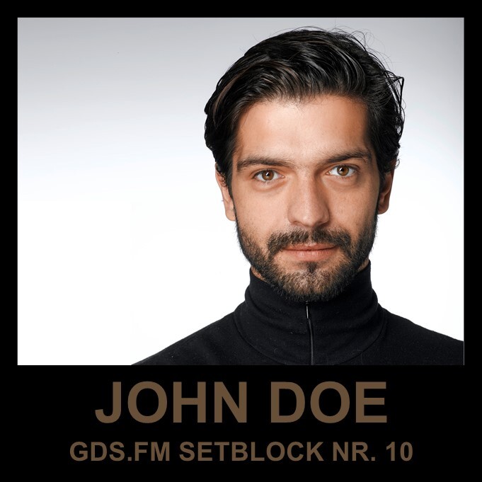 JOHN DOE - SETBLOCK NR. 10