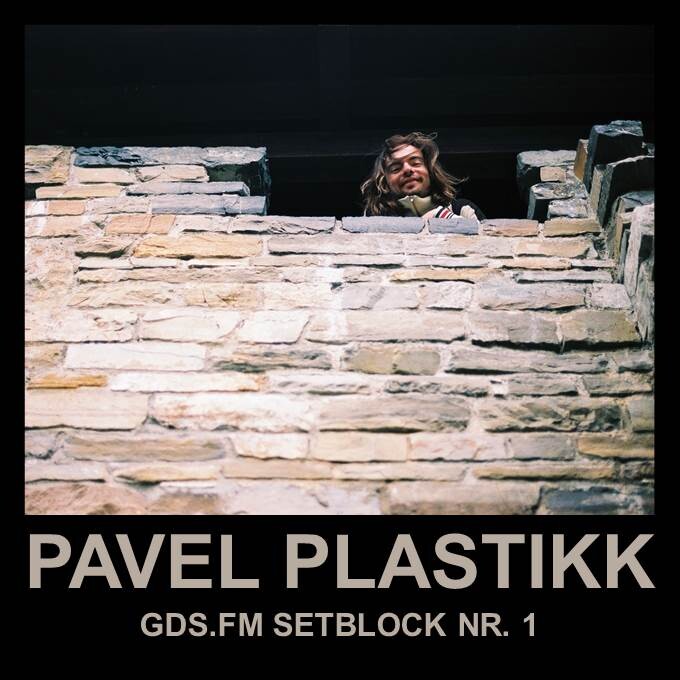 pavel plastikk